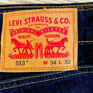 Levi’s Men’s 513 size 34x32. Perfect New Condition